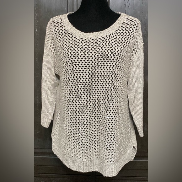 Lane Bryant gray sequence O/S 1/4 sleeves sweater- size large - Picture 1 of 10